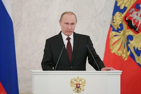 Путин отметил роль морского и речного флота в укреплении международных связей